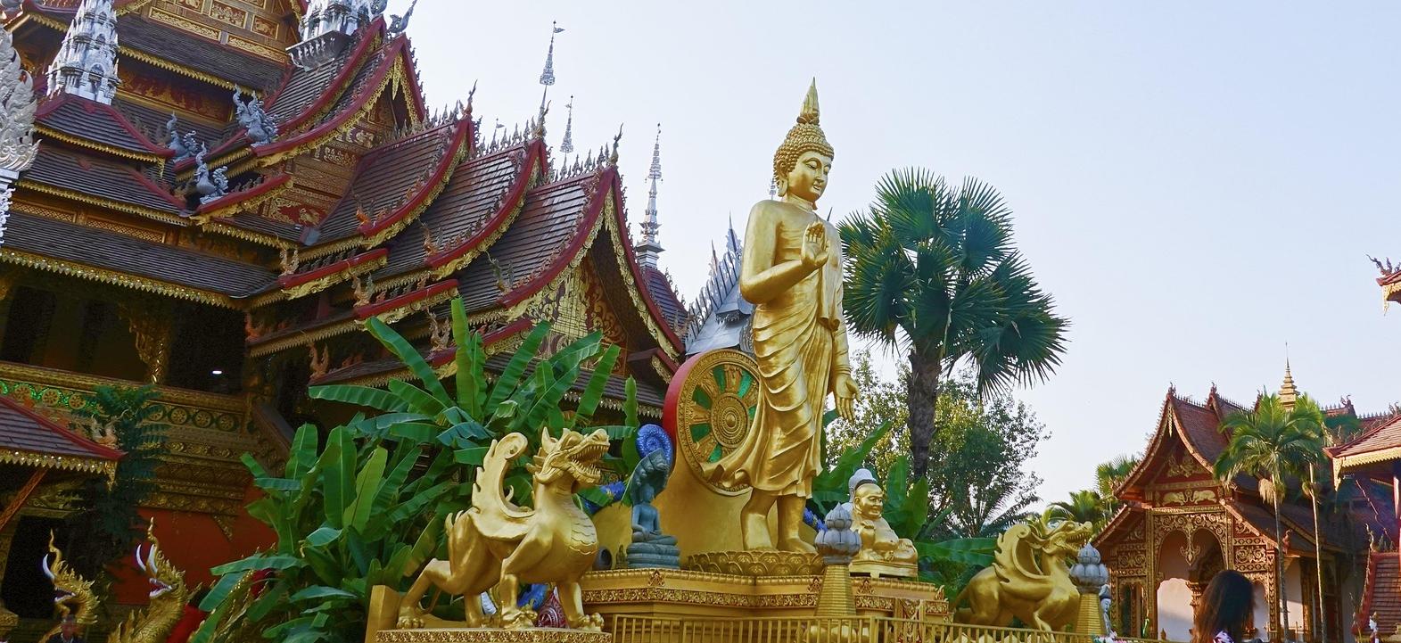 xishuangbanna-zongfo-temple-5887340_1920.jpg